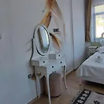 Mistik * Çeşme