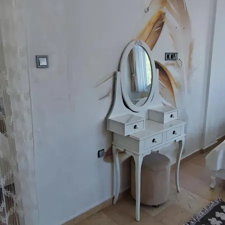 Hotel Mistik *