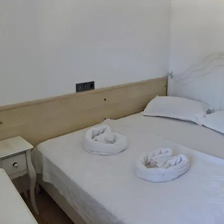 Hotel Mistik *
